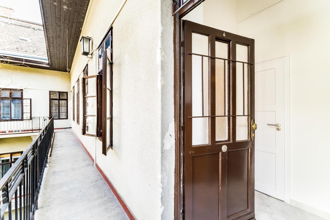 Corbie Downtown Apartment Budapest Exterior foto