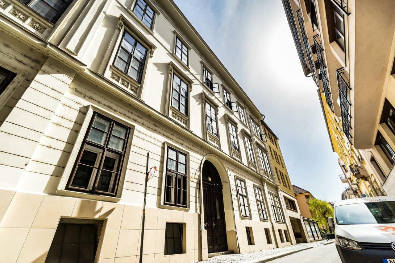 Corbie Downtown Apartment Budapest Exterior foto